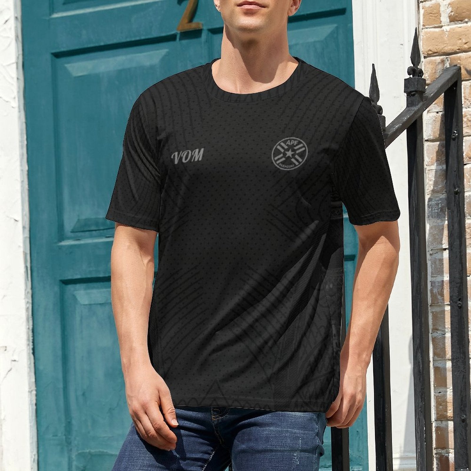 Camiseta deportiva con escudo y diseño de la selección paraguaya